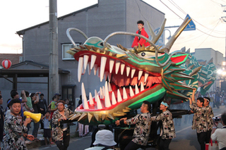 お祭りで活躍する飛龍2