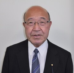 よしみやしげる町議会議員の画像