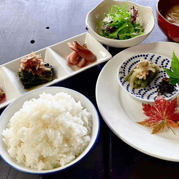 多彩な料理に選ぶ楽しさ